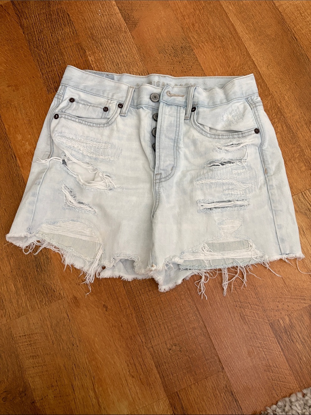 American Eagle Outfitters Light Wash Distressed Denim Jean Shorts